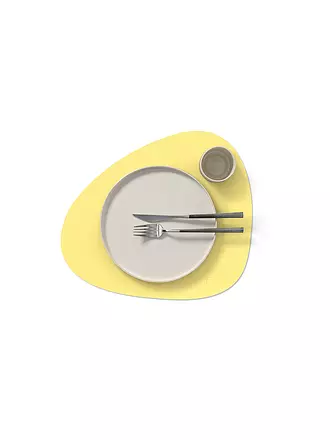 LIND DNA | Tovaglietta in pelle ovale NUPO 37x44cm Caviar | gelb